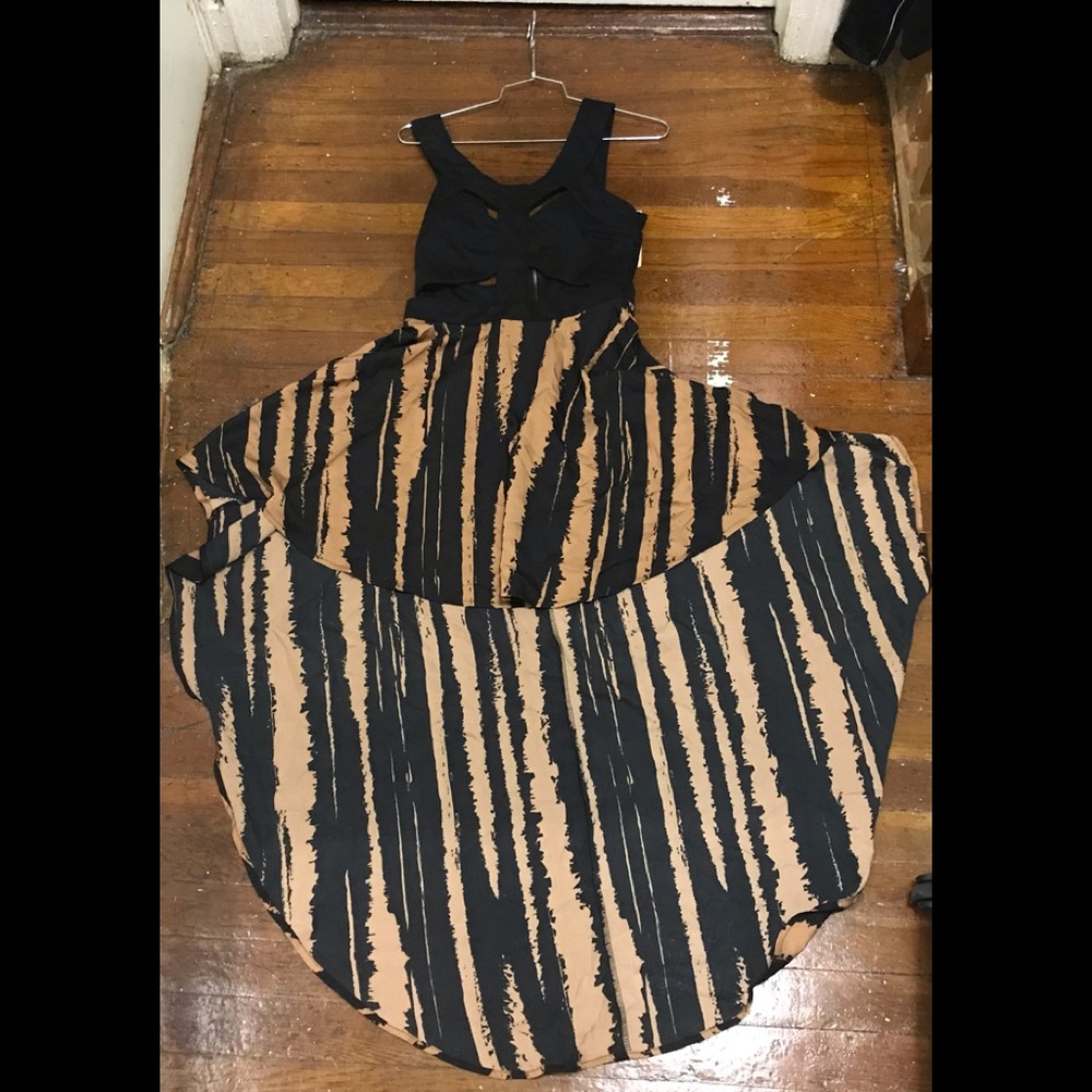 Brand new Urban Outfitters cage cutout hi to low dress sz L